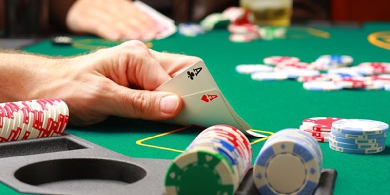 Poker là game bài trí tuệ được nhiều cược thủ yêu thích